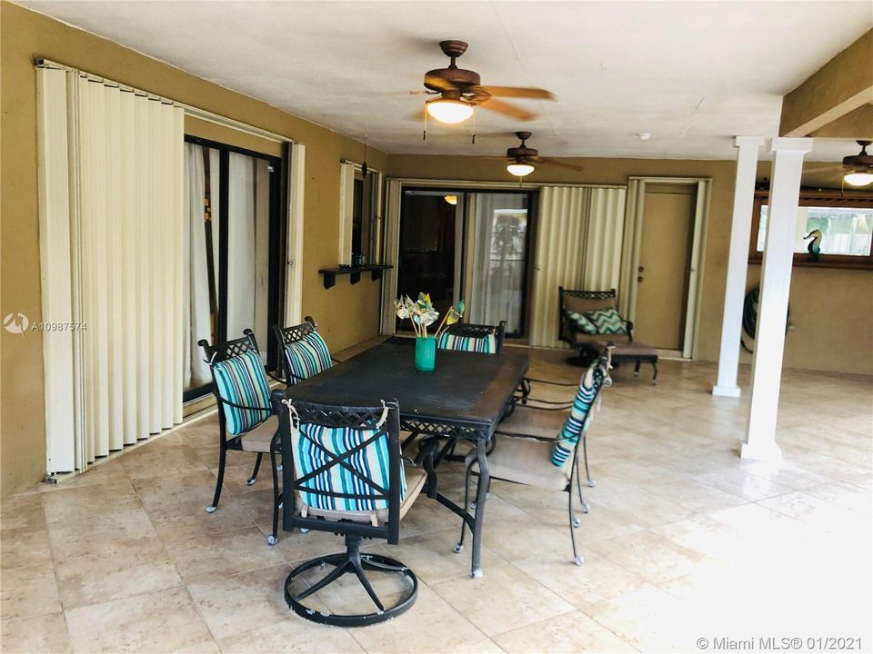 Dining area on the screened porch.