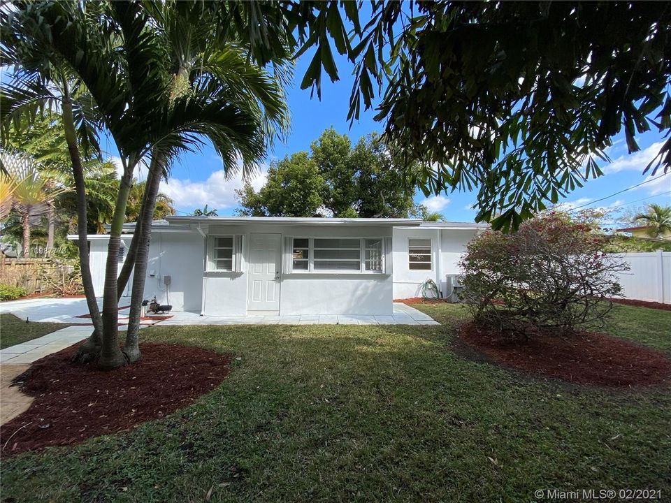 Недавно продано: $435,000 (3 спален, 2 ванн, 1071 Квадратных фут)