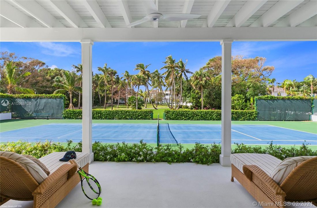 Vendido Recientemente: $59,900,000 (10 camas, 12 baños, 26234 Pies cuadrados)