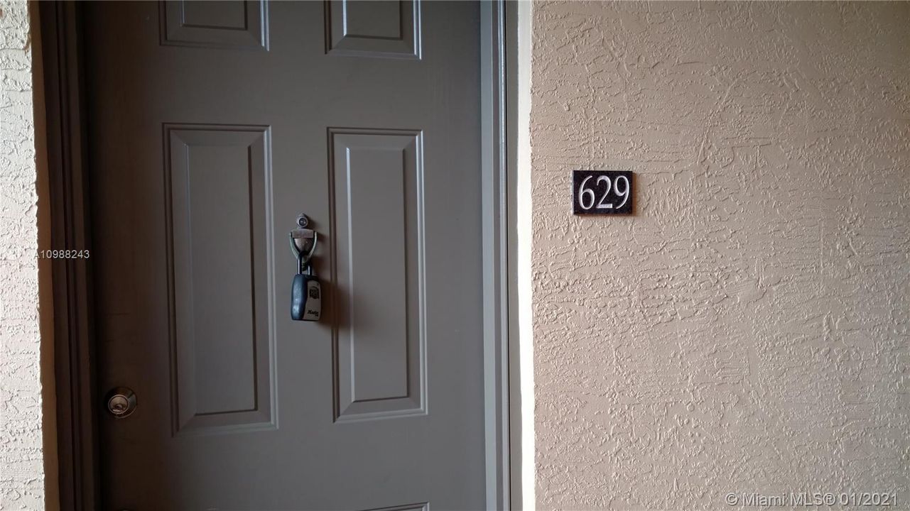 Vendido Recientemente: $195,999 (1 camas, 1 baños, 723 Pies cuadrados)