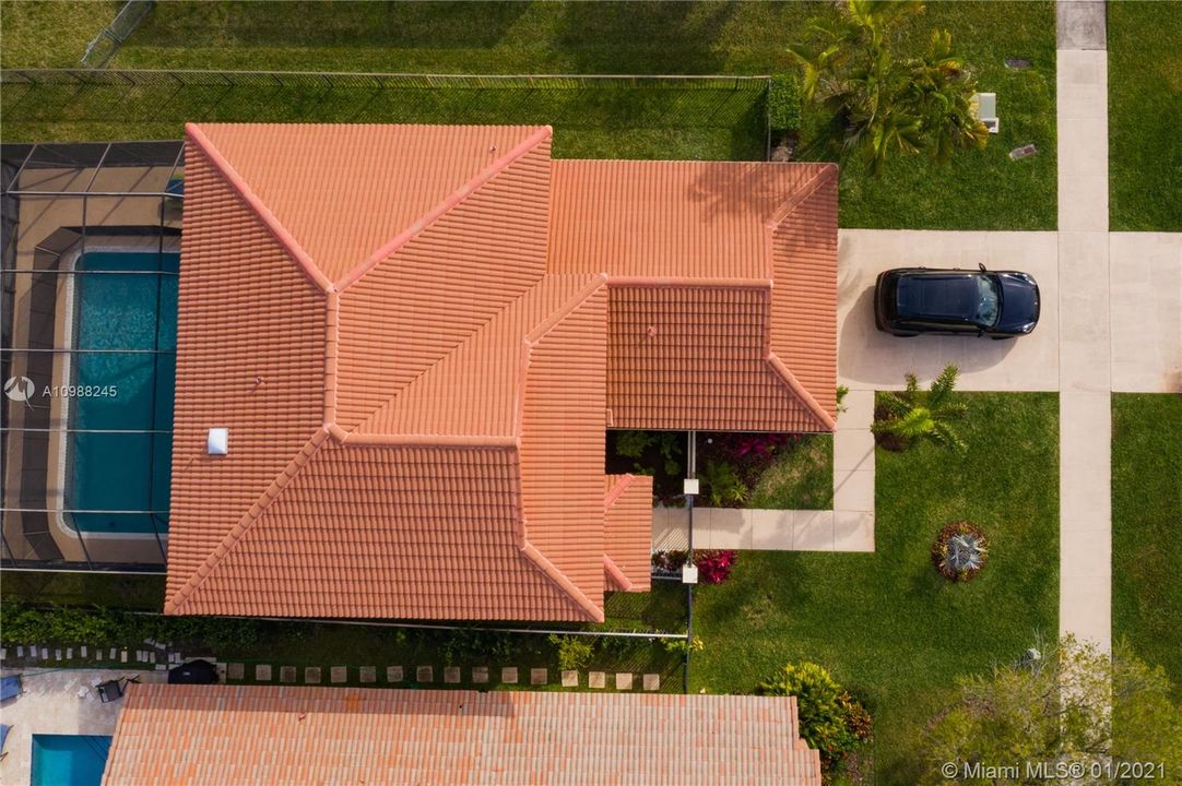 最近售出: $489,000 (3 贝兹, 2 浴室, 2040 平方英尺)