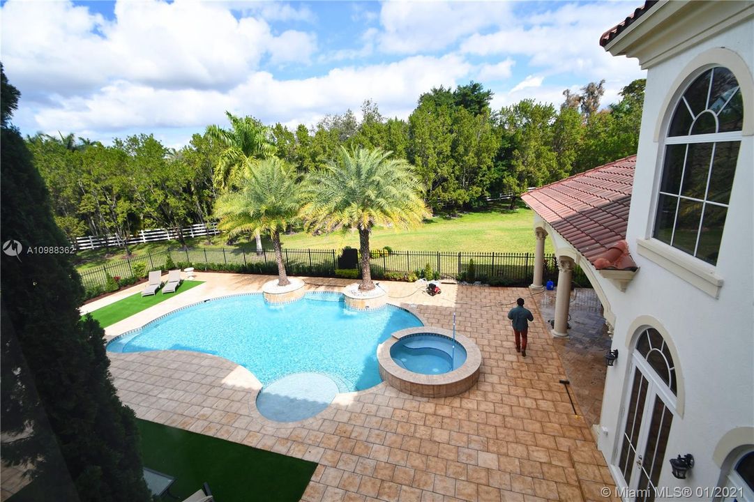 Recientemente alquilado: $29,000 (5 camas, 5 baños, 8848 Pies cuadrados)