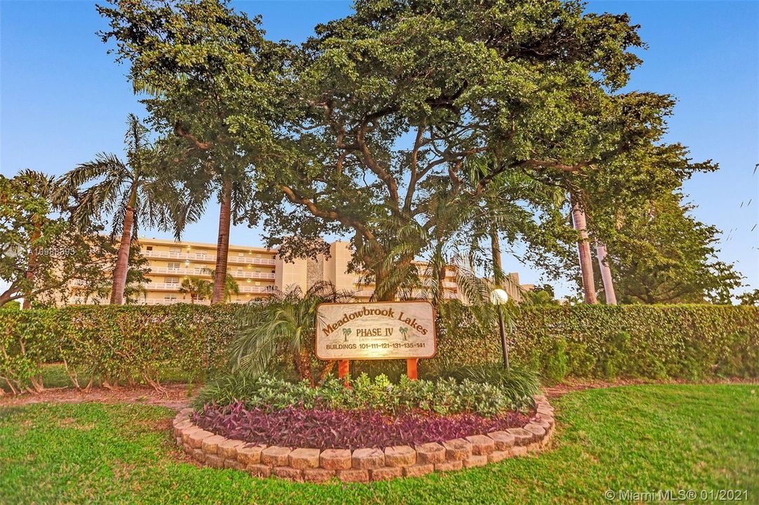 Recently Sold: $159,900 (2 beds, 2 baths, 1190 Square Feet)