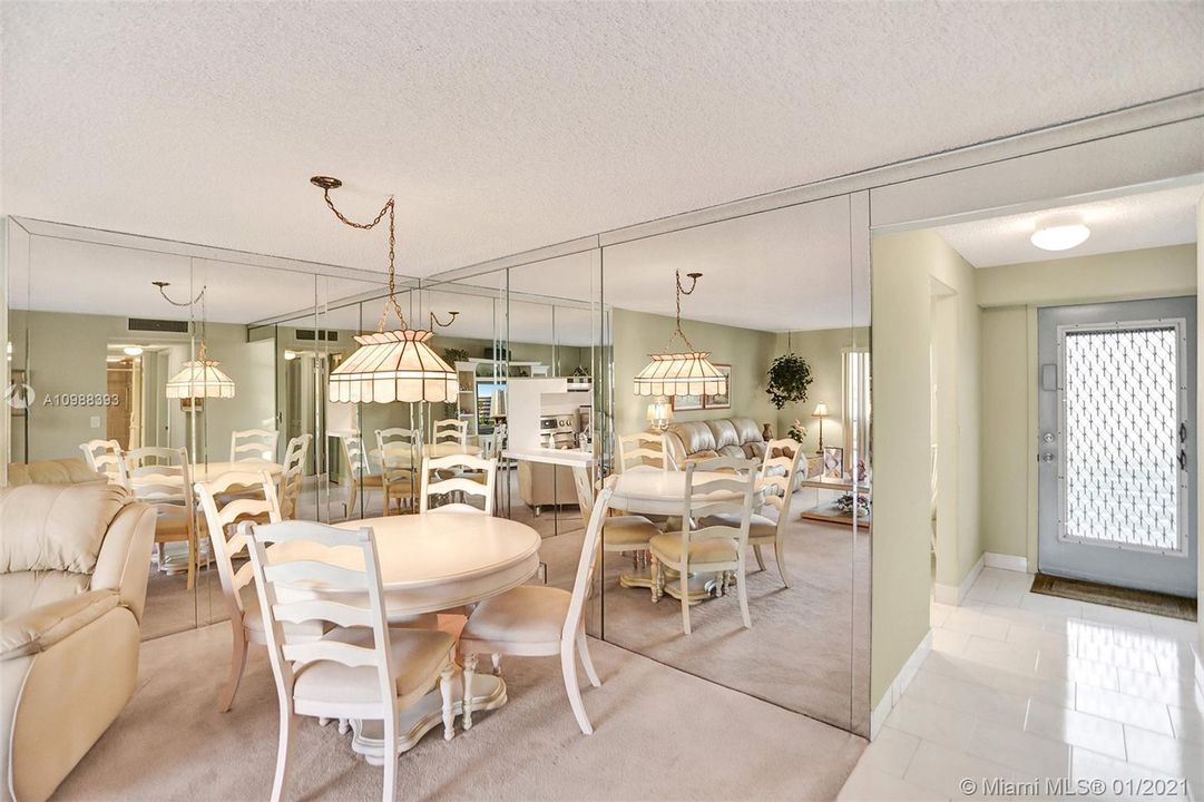 Recently Sold: $159,900 (2 beds, 2 baths, 1190 Square Feet)