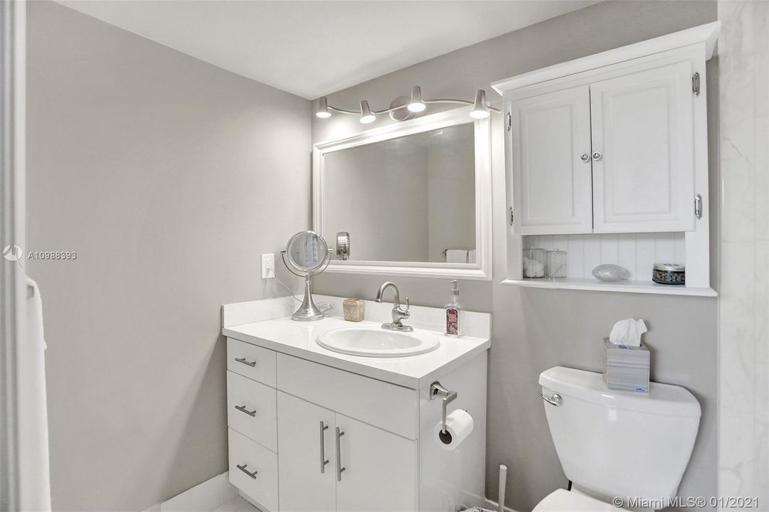 Recently Sold: $159,900 (2 beds, 2 baths, 1190 Square Feet)