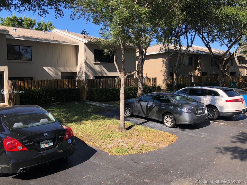 Recently Sold: $227,000 (2 beds, 2 baths, 1492 Square Feet)