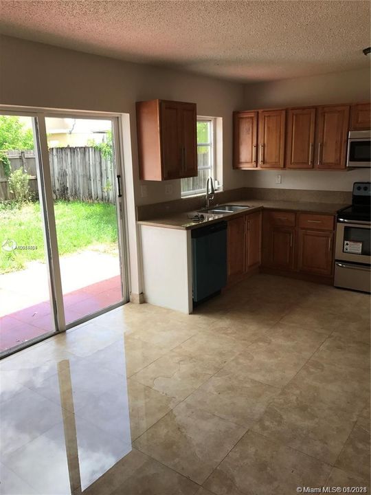 Recently Sold: $202,450 (0 beds, 0 baths, 1460 Square Feet)