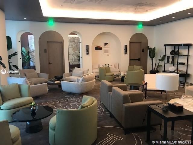 Recently Rented: $3,000 (1 beds, 2 baths, 881 Square Feet)