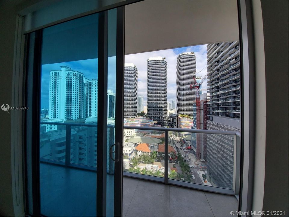 Недавно арендовано: $2,200 (1 спален, 1 ванн, 769 Квадратных фут)