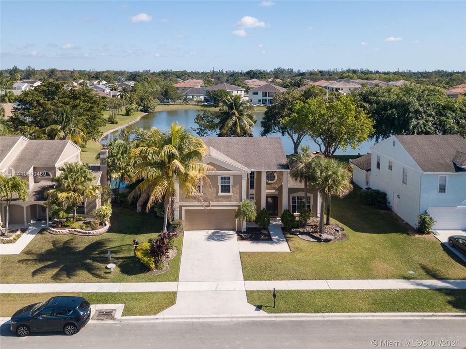 Recently Sold: $481,000 (4 beds, 2 baths, 2269 Square Feet)