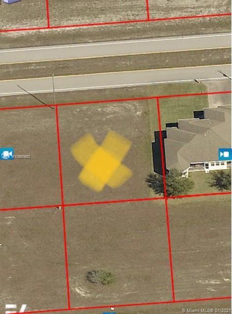 Vendido Recientemente: $17,800 (0.23 acres)