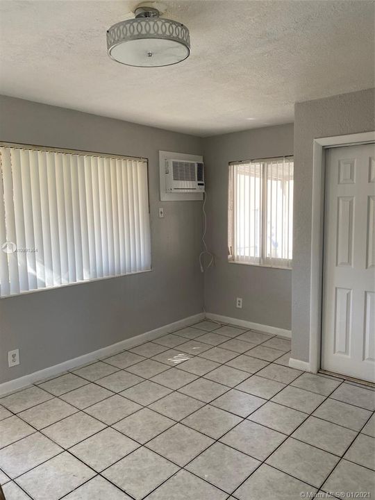 Recently Rented: $750 (1 beds, 1 baths, 1838 Square Feet)