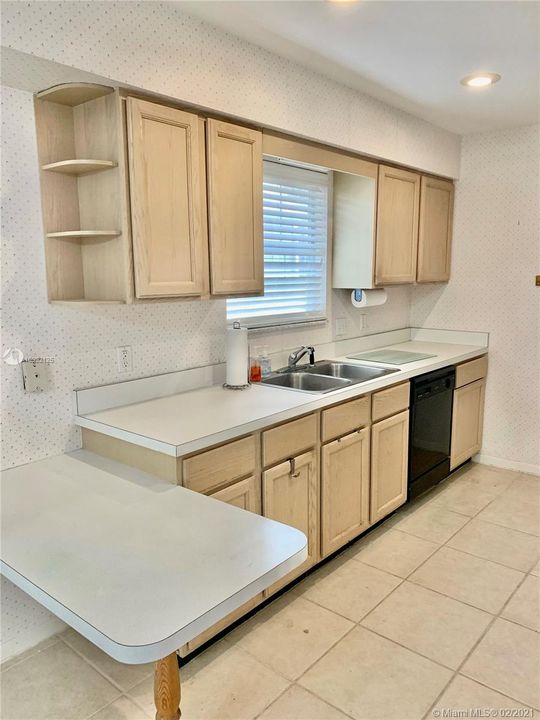 Recently Sold: $165,000 (2 beds, 2 baths, 0 Square Feet)