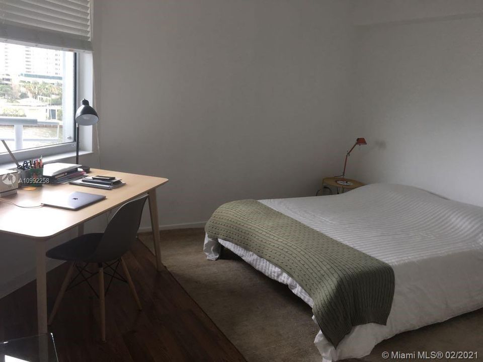 Recently Rented: $2,900 (2 beds, 2 baths, 1227 Square Feet)