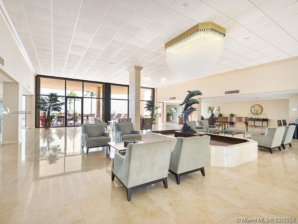 Recently Rented: $3,200 (2 beds, 2 baths, 1200 Square Feet)