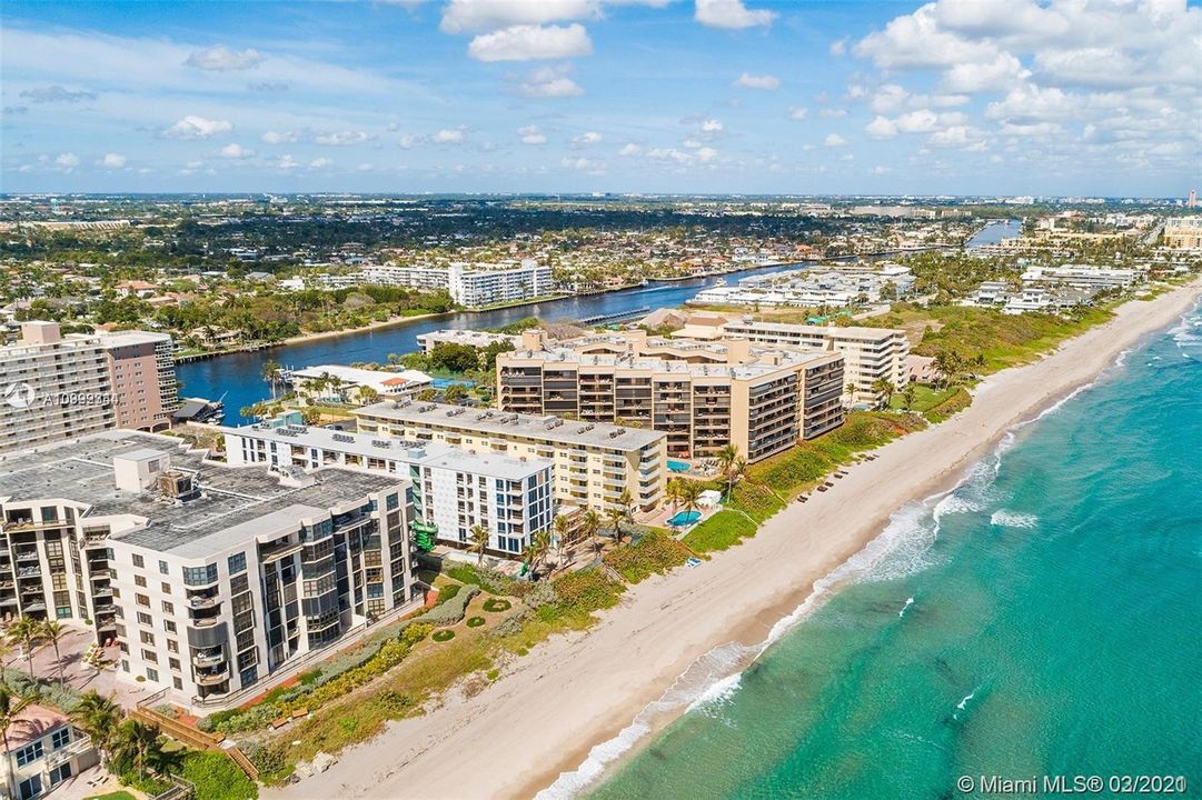 Recently Rented: $3,200 (2 beds, 2 baths, 1200 Square Feet)