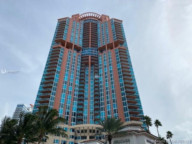 Recently Sold: $2,100,000 (3 beds, 2 baths, 2340 Square Feet)