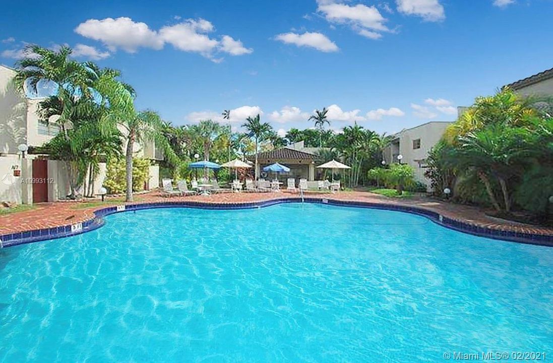 Vendido Recientemente: $369,000 (3 camas, 2 baños, 1349 Pies cuadrados)