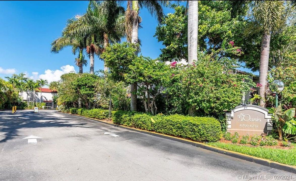 Vendido Recientemente: $369,000 (3 camas, 2 baños, 1349 Pies cuadrados)