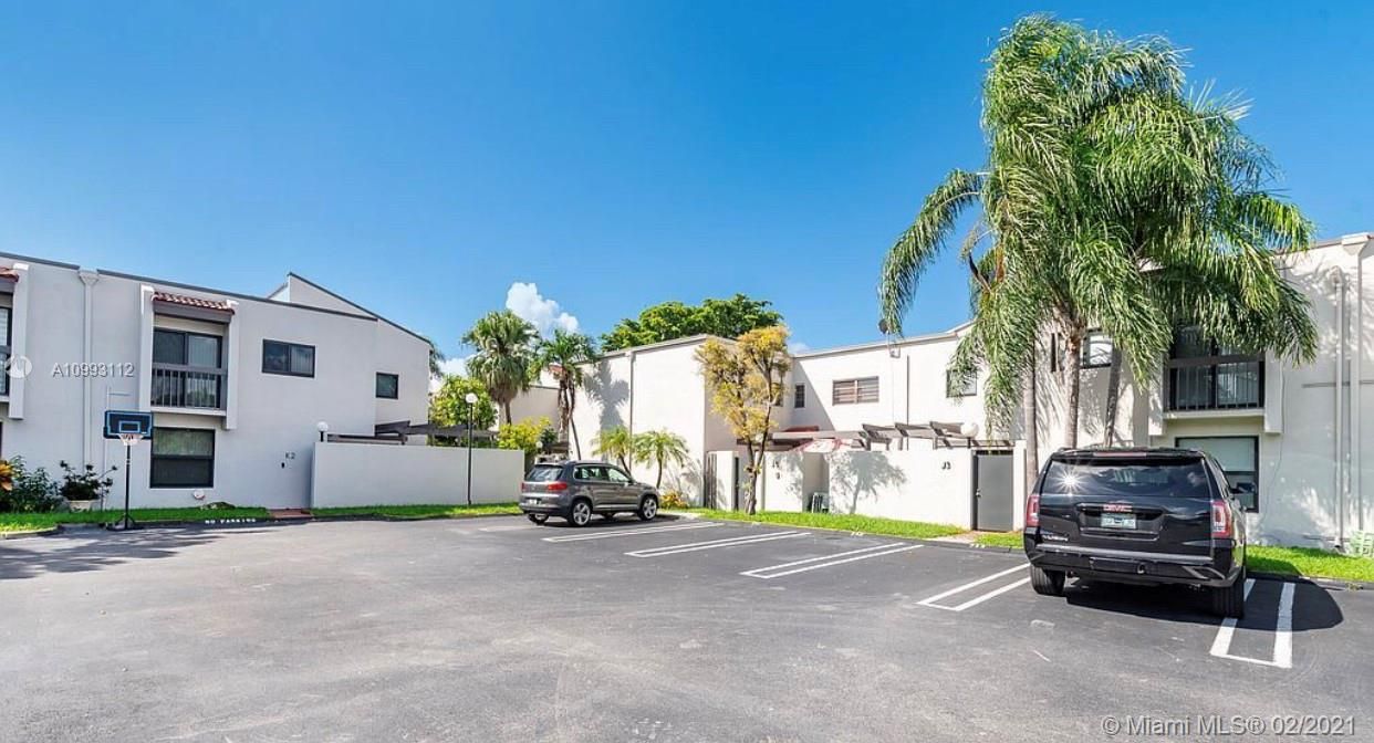 Vendido Recientemente: $369,000 (3 camas, 2 baños, 1349 Pies cuadrados)