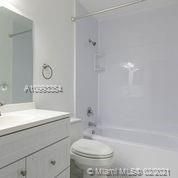 Vendido Recientemente: $249,900 (3 camas, 2 baños, 1782 Pies cuadrados)