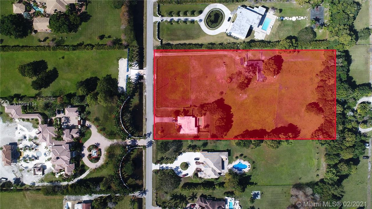 Vendido Recientemente: $1,499,000 (3 camas, 2 baños, 2038 Pies cuadrados)