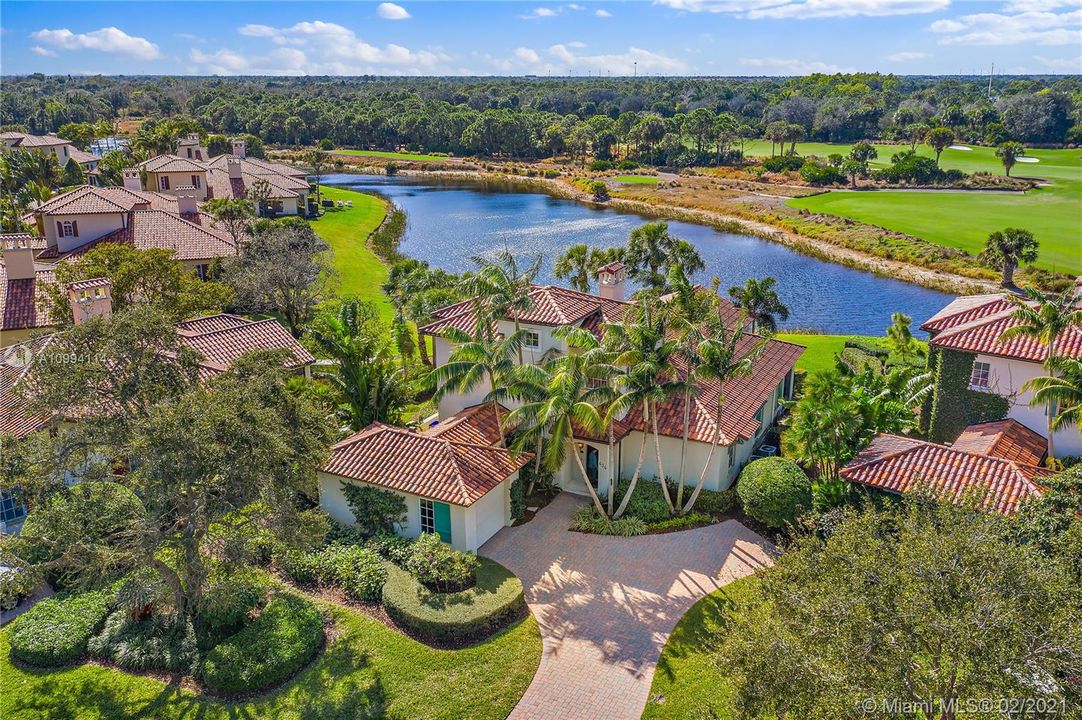 Recently Sold: $1,950,000 (4 beds, 4 baths, 2856 Square Feet)