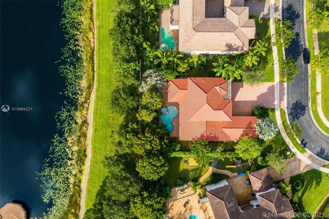 Recently Rented: $5,000 (6 beds, 4 baths, 4323 Square Feet)