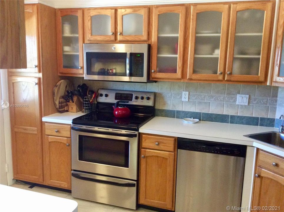 Vendido Recientemente: $375,000 (2 camas, 2 baños, 1085 Pies cuadrados)