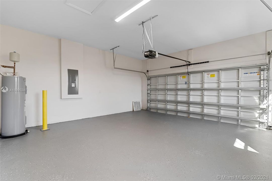 Недавно продано: $305,000 (3 спален, 2 ванн, 1819 Квадратных фут)