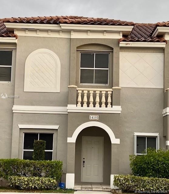 Recently Sold: $265,000 (3 beds, 2 baths, 1505 Square Feet)