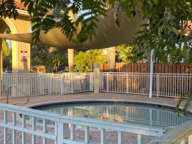 Recently Sold: $265,000 (3 beds, 2 baths, 1505 Square Feet)