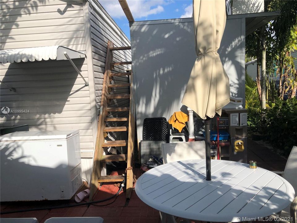 Недавно продано: $75,000 (3 спален, 2 ванн, 1024 Квадратных фут)