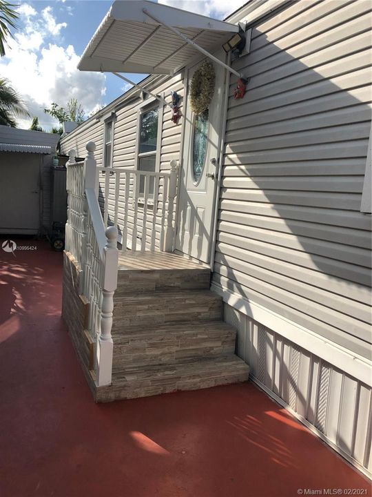 Недавно продано: $75,000 (3 спален, 2 ванн, 1024 Квадратных фут)