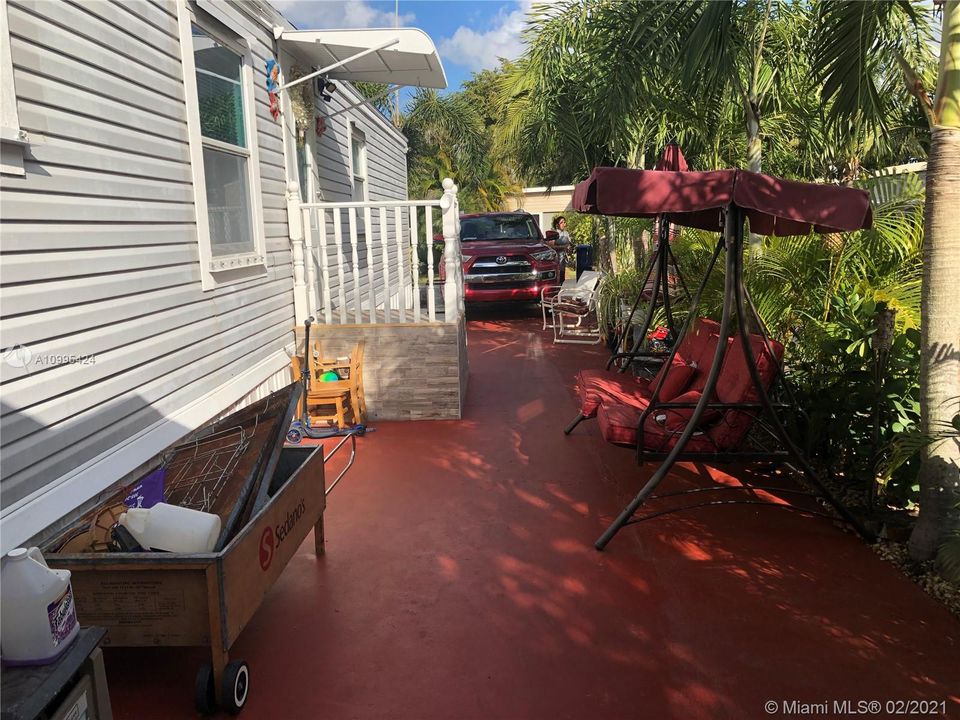 Недавно продано: $75,000 (3 спален, 2 ванн, 1024 Квадратных фут)