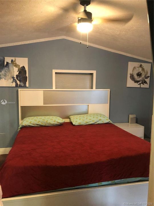 Недавно продано: $75,000 (3 спален, 2 ванн, 1024 Квадратных фут)