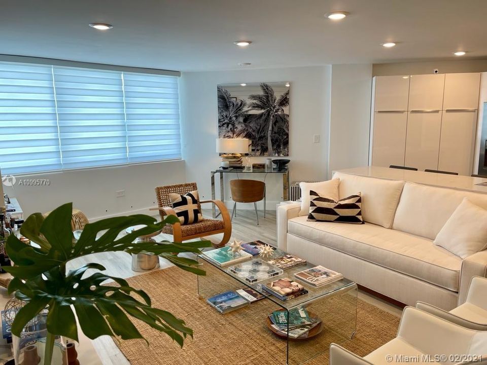 Recently Rented: $2,200 (1 beds, 2 baths, 1010 Square Feet)