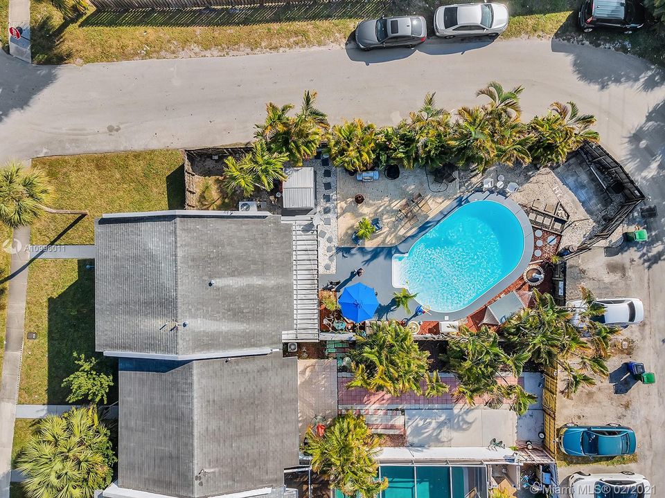 Vendido Recientemente: $269,900 (3 camas, 2 baños, 1500 Pies cuadrados)