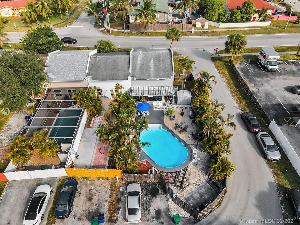 Vendido Recientemente: $269,900 (3 camas, 2 baños, 1500 Pies cuadrados)