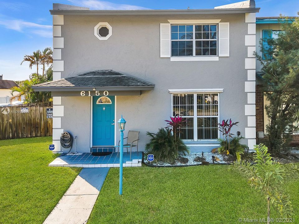 Vendido Recientemente: $269,900 (3 camas, 2 baños, 1500 Pies cuadrados)