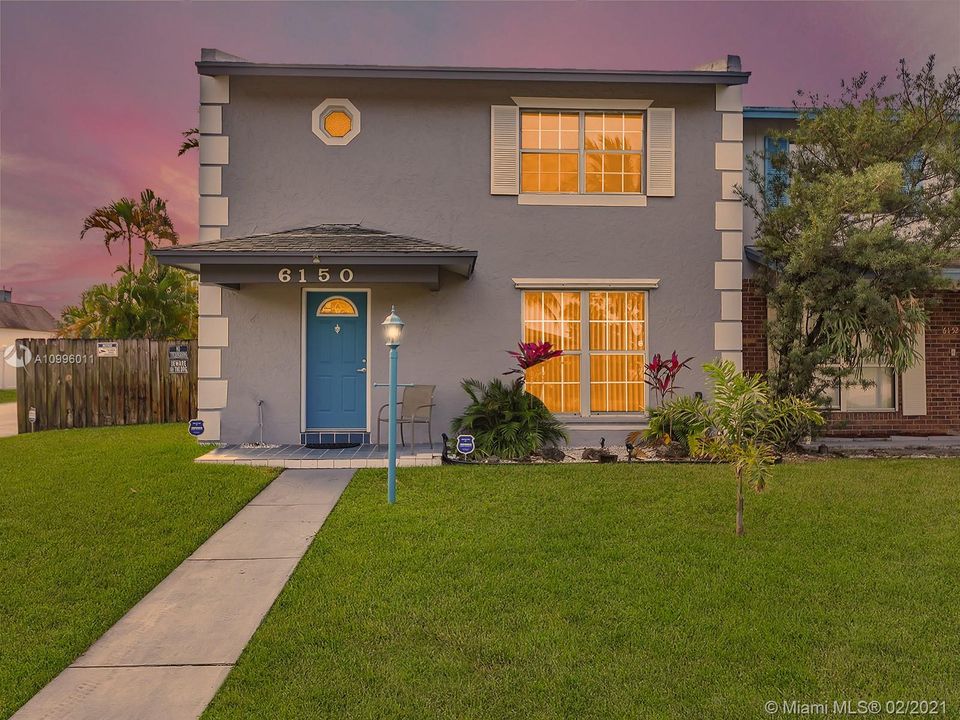 Vendido Recientemente: $269,900 (3 camas, 2 baños, 1500 Pies cuadrados)