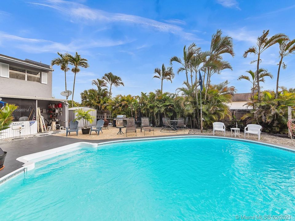 Vendido Recientemente: $269,900 (3 camas, 2 baños, 1500 Pies cuadrados)