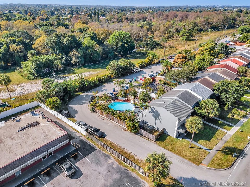 Vendido Recientemente: $269,900 (3 camas, 2 baños, 1500 Pies cuadrados)