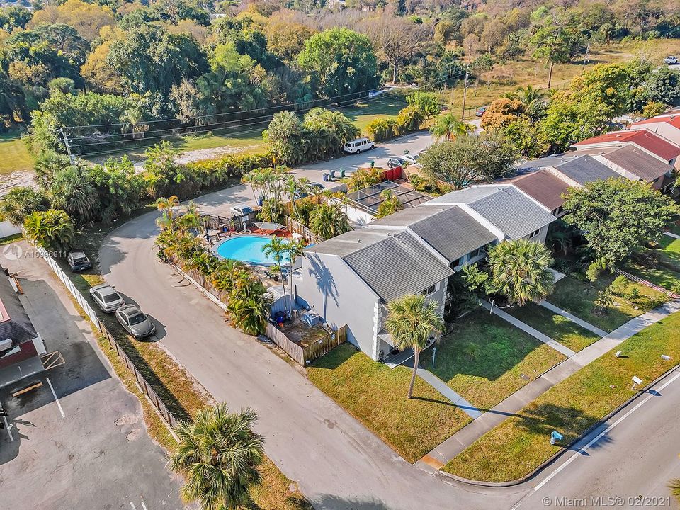 Vendido Recientemente: $269,900 (3 camas, 2 baños, 1500 Pies cuadrados)