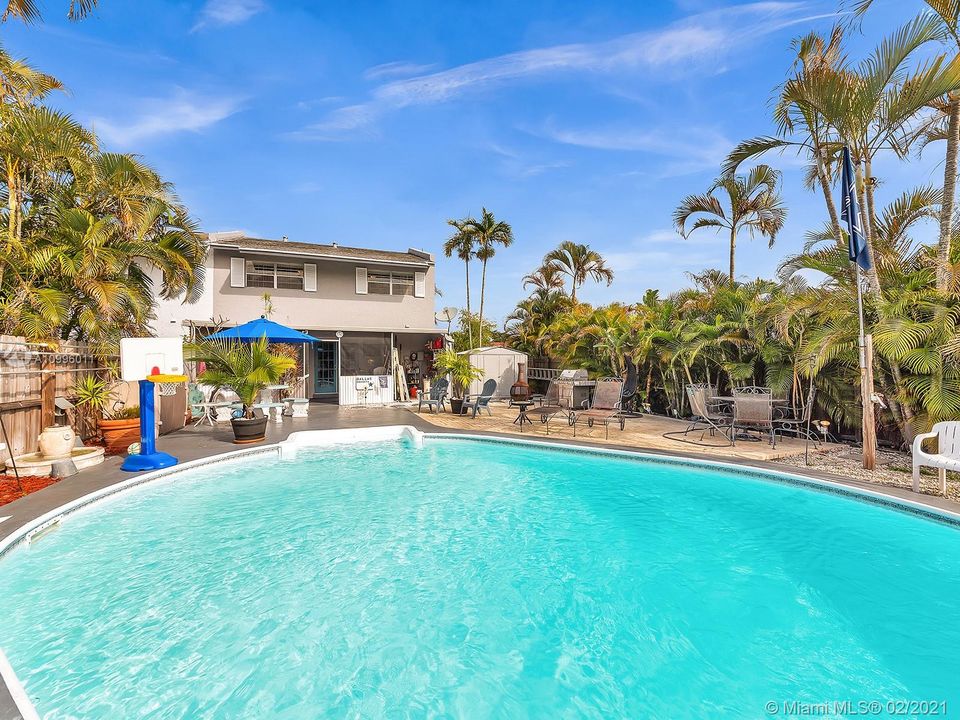 Vendido Recientemente: $269,900 (3 camas, 2 baños, 1500 Pies cuadrados)