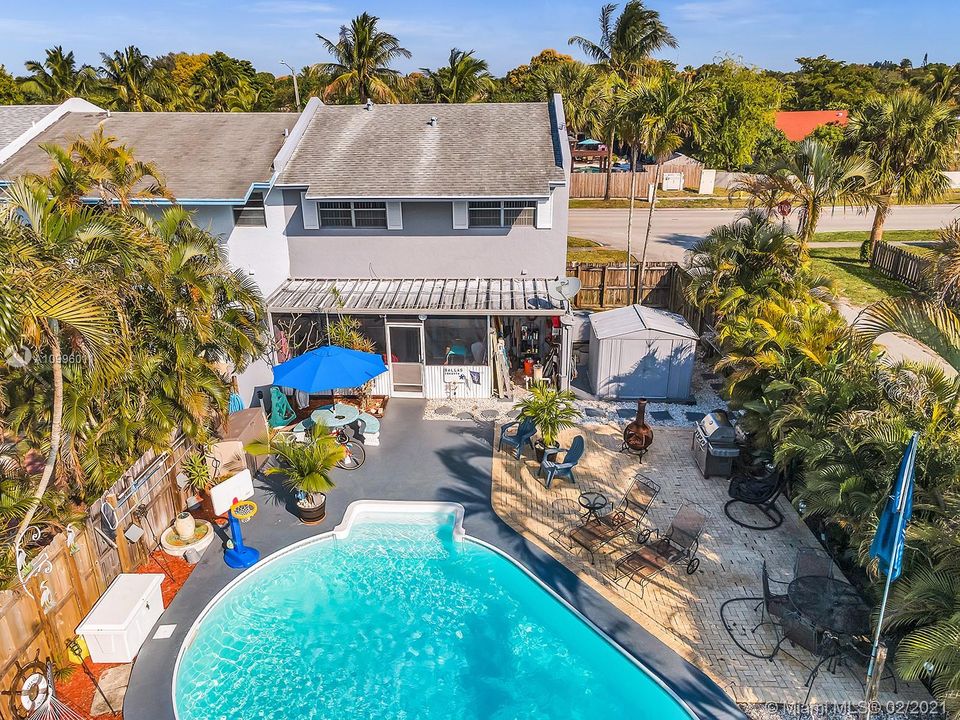 Vendido Recientemente: $269,900 (3 camas, 2 baños, 1500 Pies cuadrados)