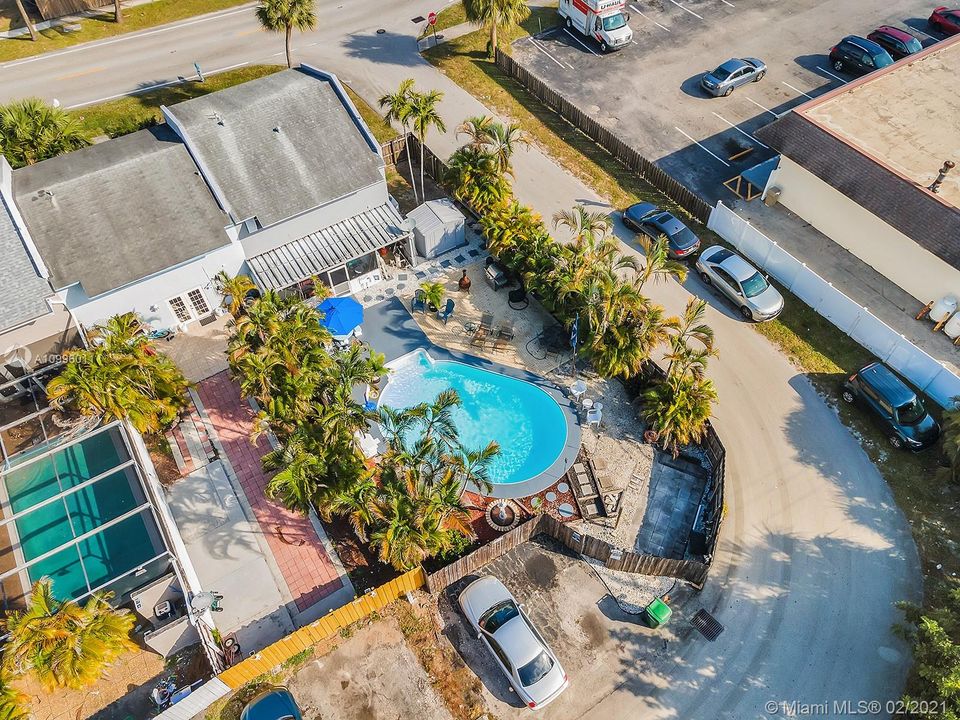 Vendido Recientemente: $269,900 (3 camas, 2 baños, 1500 Pies cuadrados)