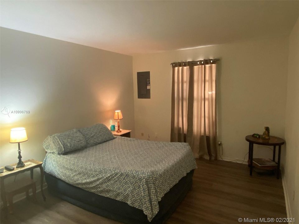 Recently Rented: $900 (2 beds, 2 baths, 0 Square Feet)