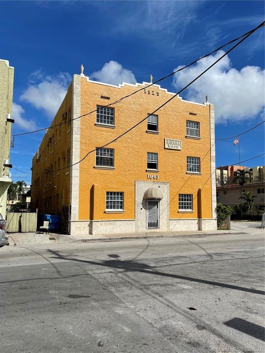 Recently Sold: $130,000 (2 beds, 1 baths, 715 Square Feet)