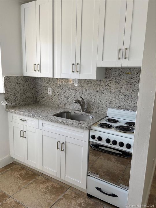 Recently Sold: $130,000 (2 beds, 1 baths, 715 Square Feet)